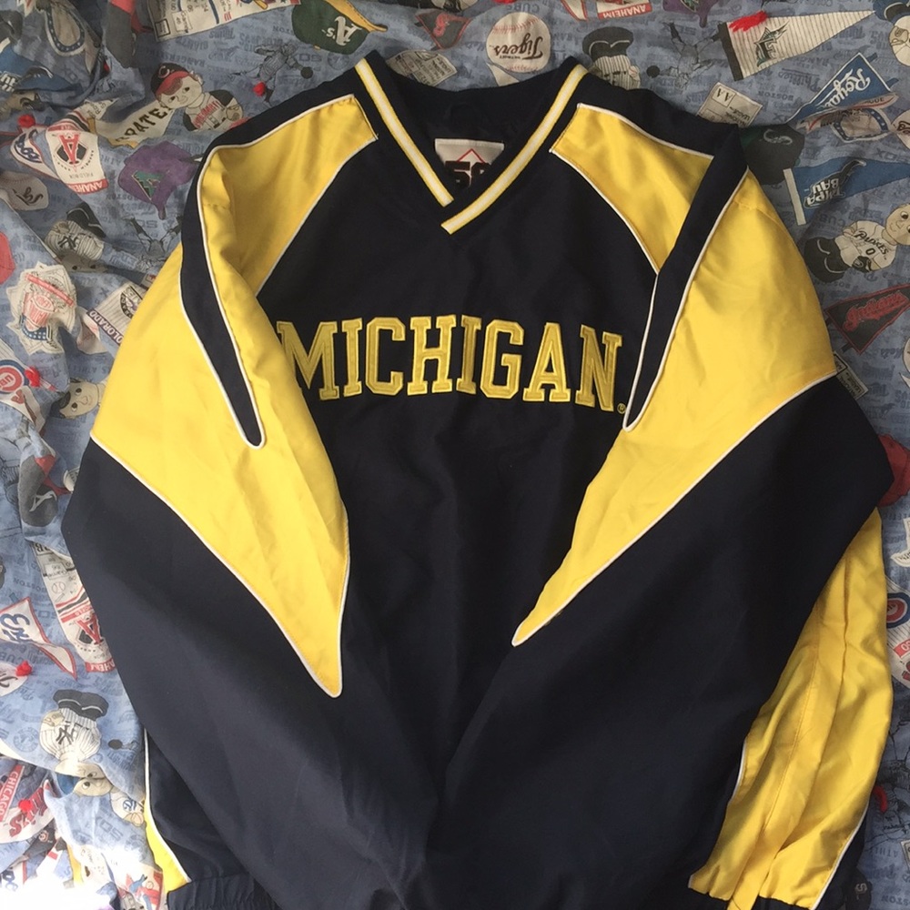 Michigan: Rare Vintage V-Neck Windbreaker